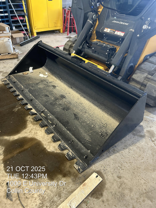 2025 JOHN DEERE 84" Bucket - John Deere
