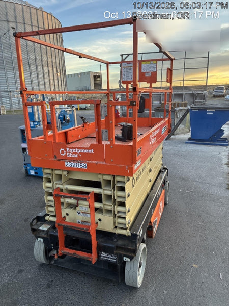 2022 JLG ES3246
