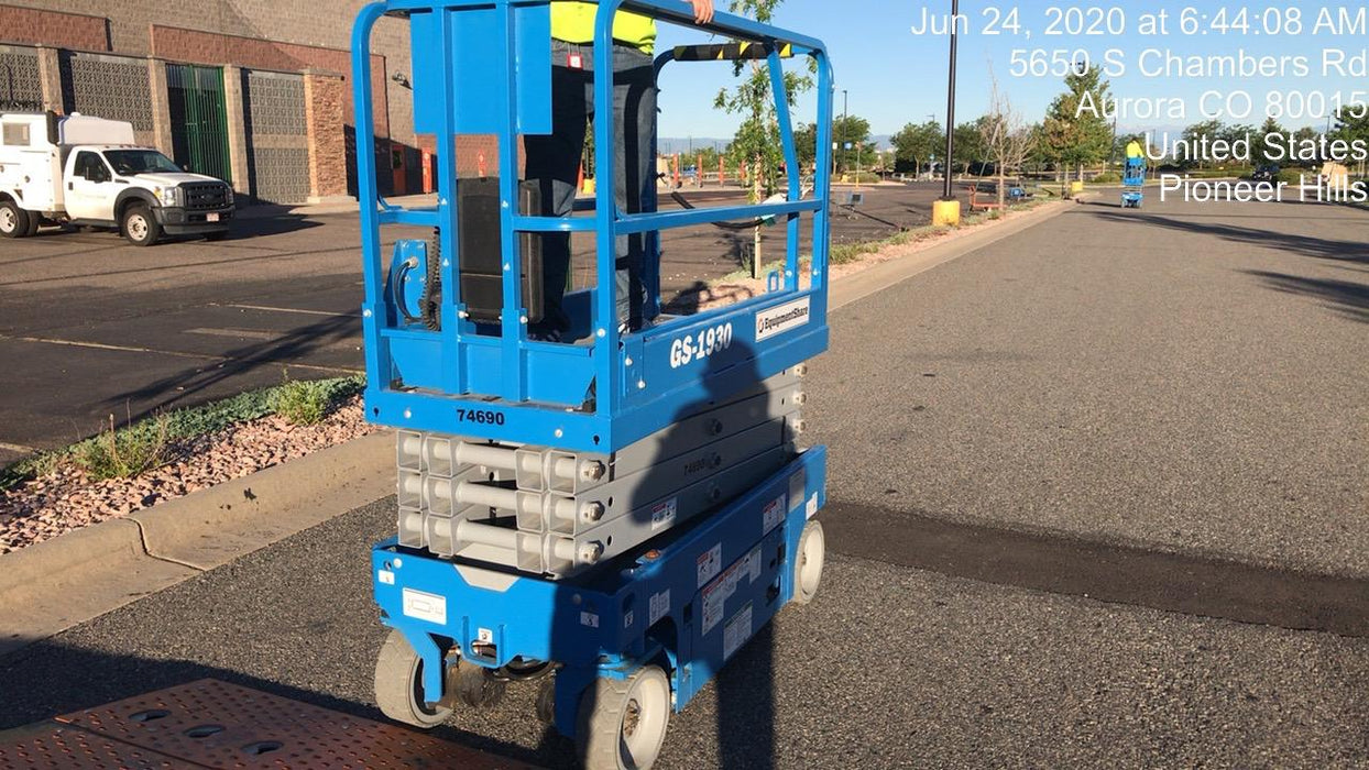 2020 Genie GS-1930 Fixed rails with chain entry gate - Pre A92.20