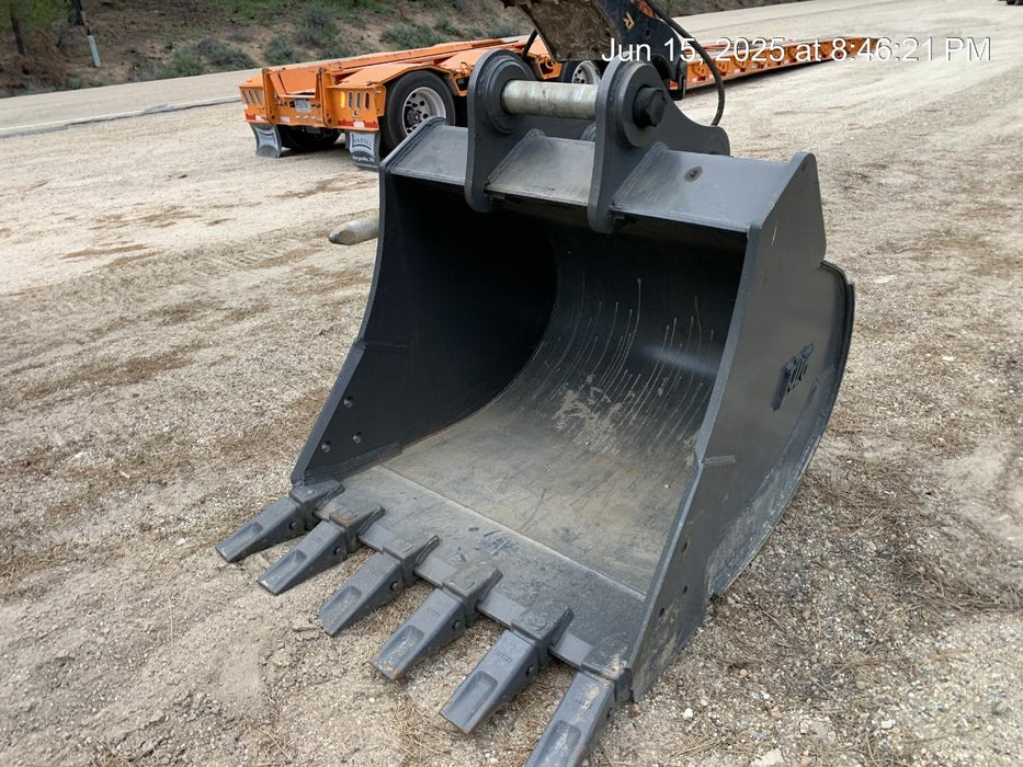 2025 JOHN DEERE 48" Bucket, Excavator 56,000 - 65,000 John Deere