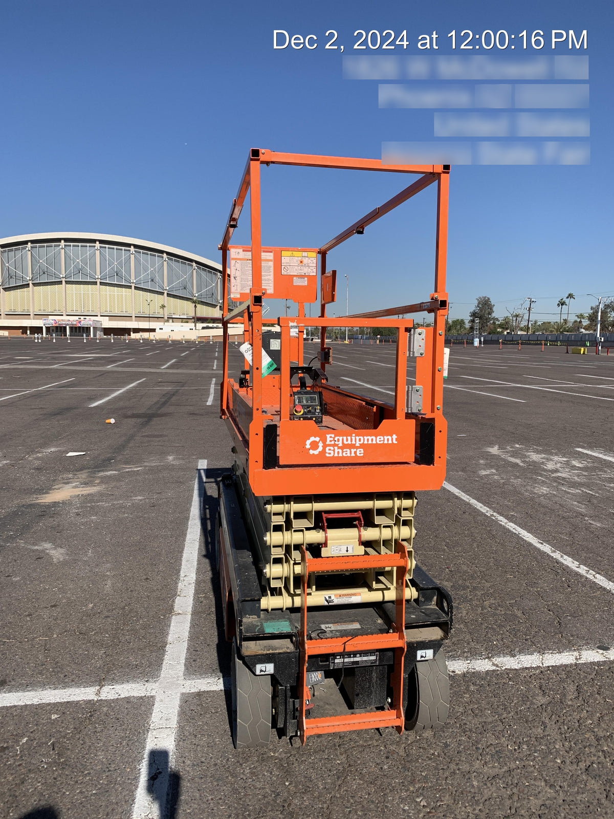 2022 JLG ES2632