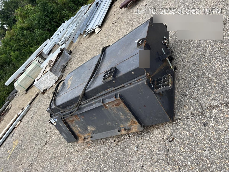 2020 PALADIN Sweepster SB72