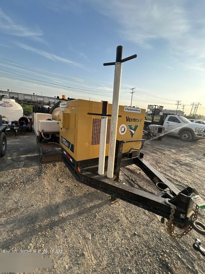 2022 Vac-Tron LP573XDT T4 Koehler Diesel Engine, 500 Gallon Debris Tank, x2 100 Gallon Water Tanks