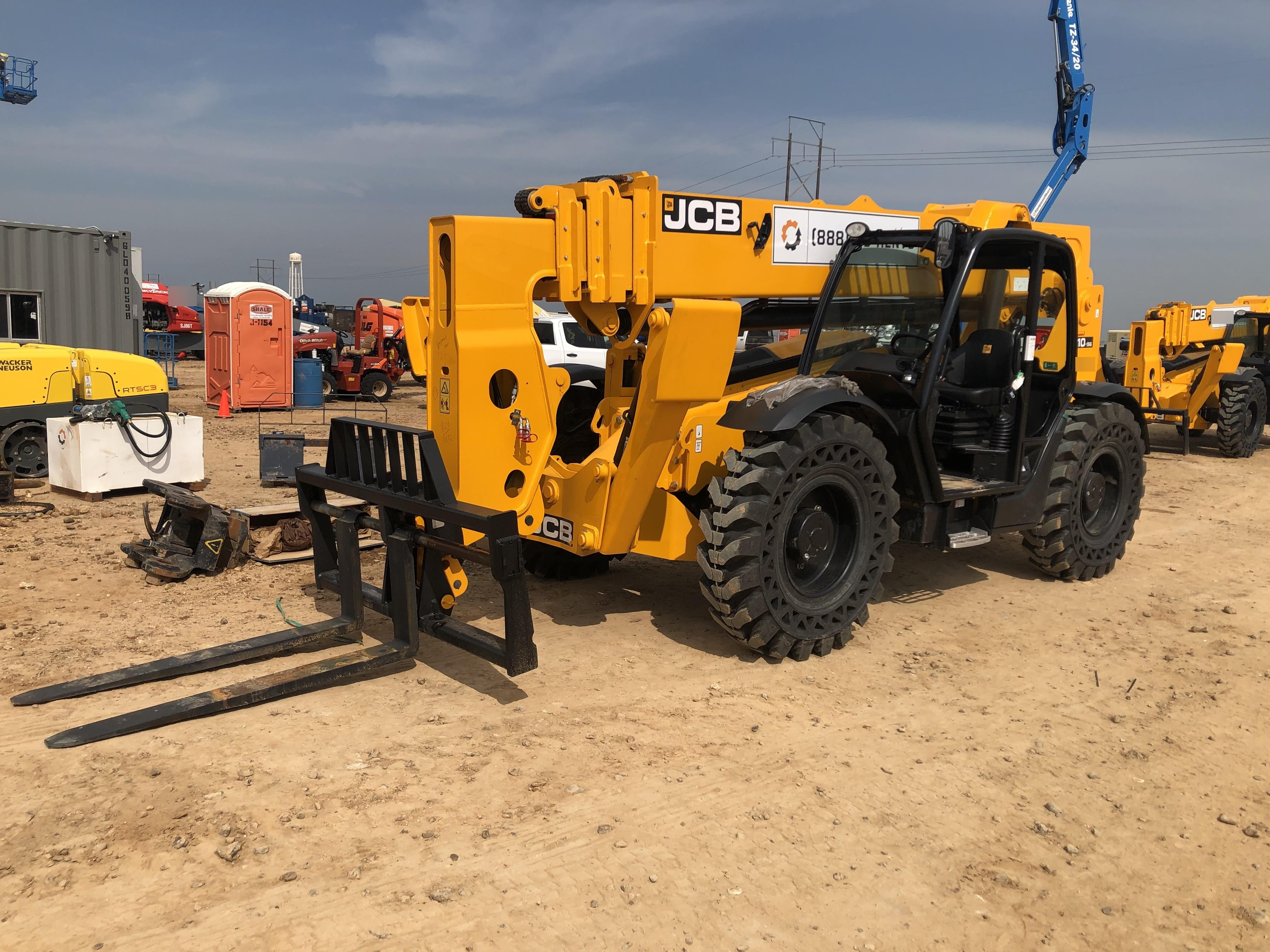 2020 JCB 510-56