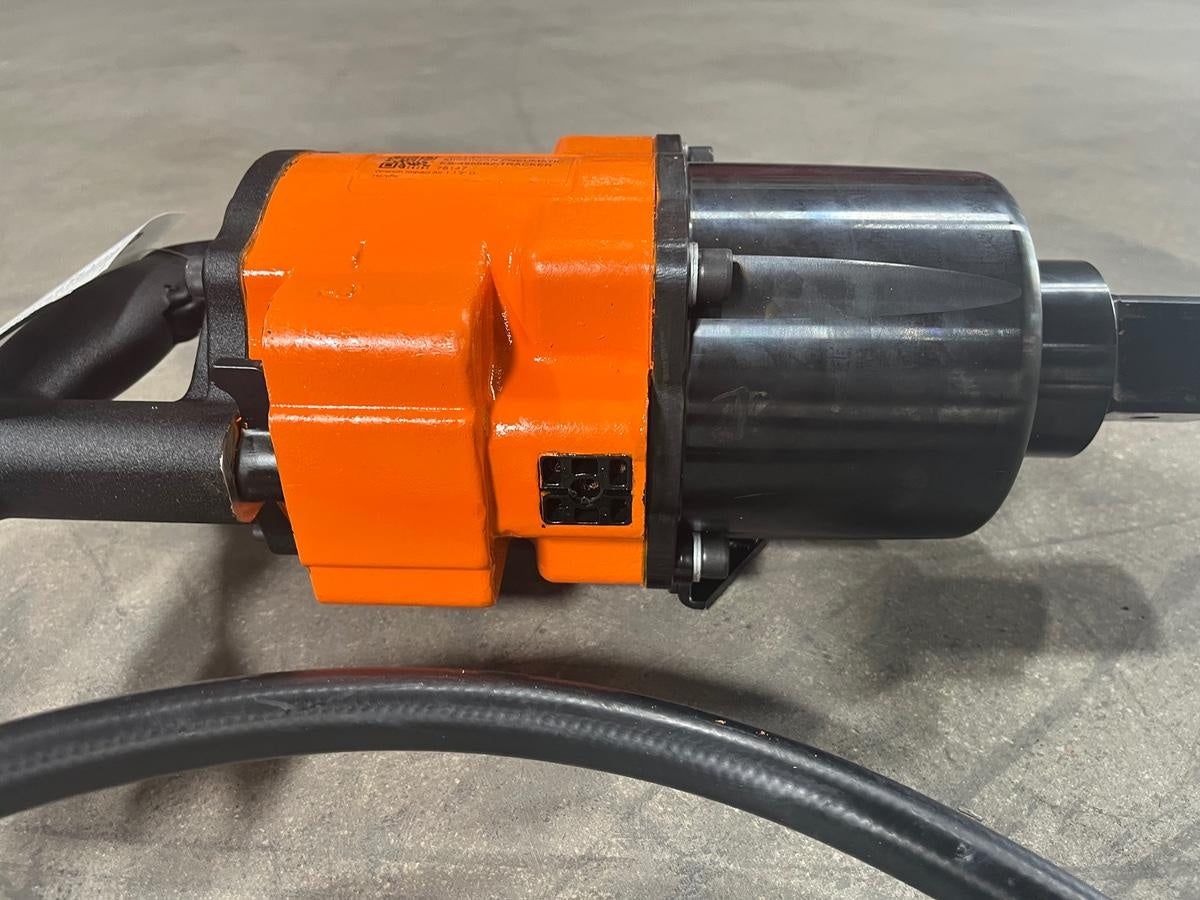 2024 MICHIGAN PNEUMATIC ES-4955B2-TRACKER