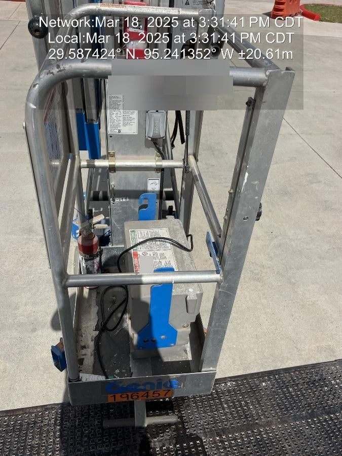 2021 GENIE AWP-30S DC