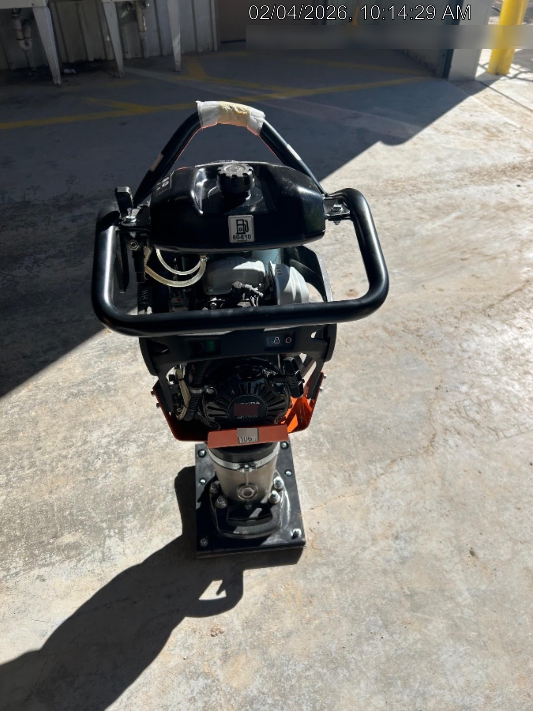 2025 HUSQVARNA LT6005