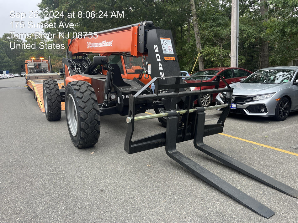 2024 SKYTRAK 8042