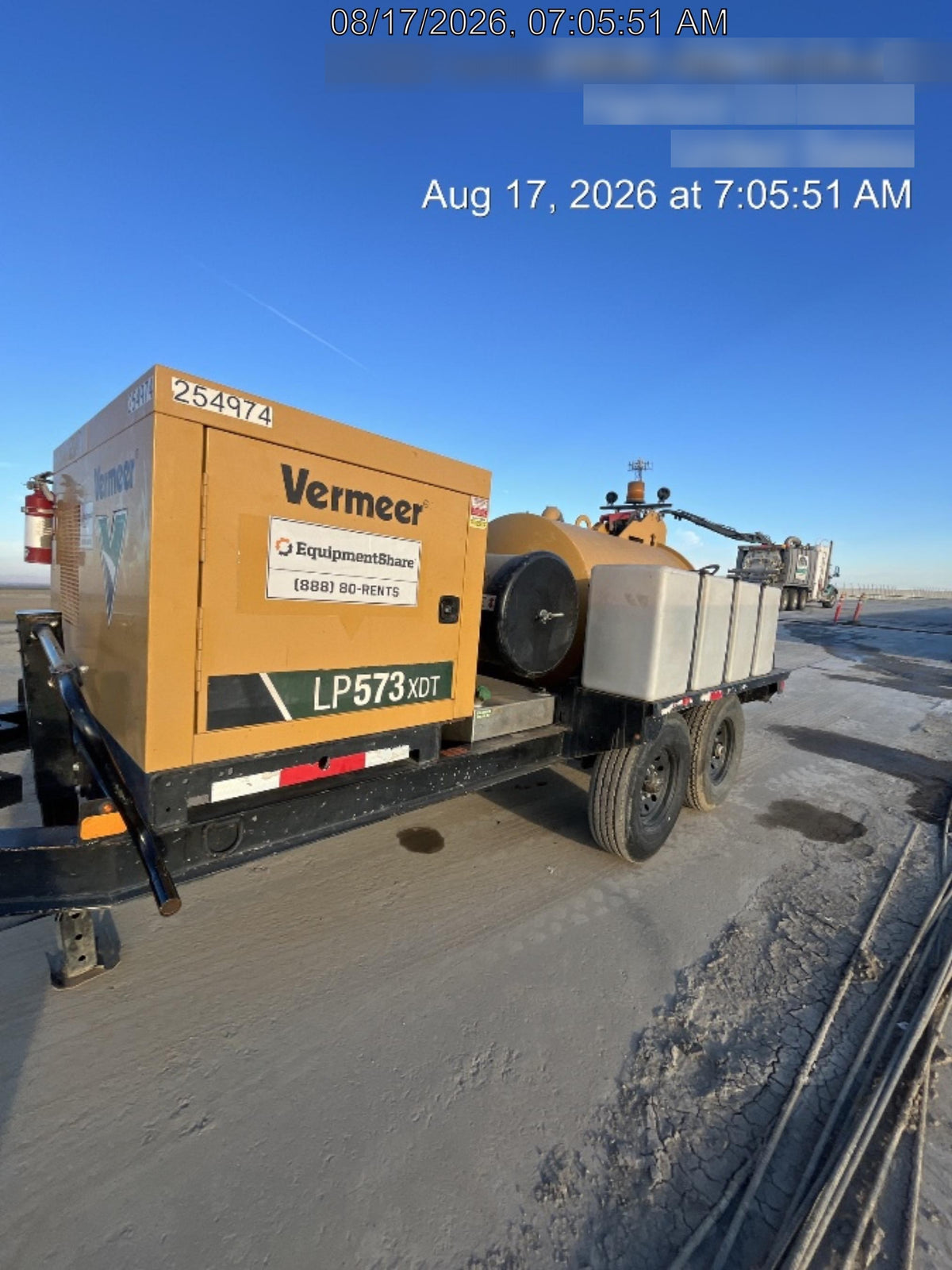 2022 VAC-TRON LP573XDT