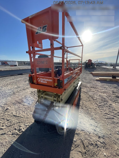 2022 JLG ES2632