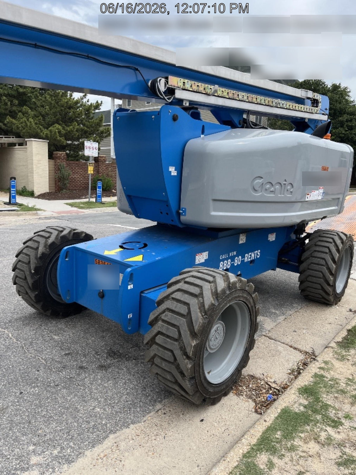 2025 GENIE Z-80/60