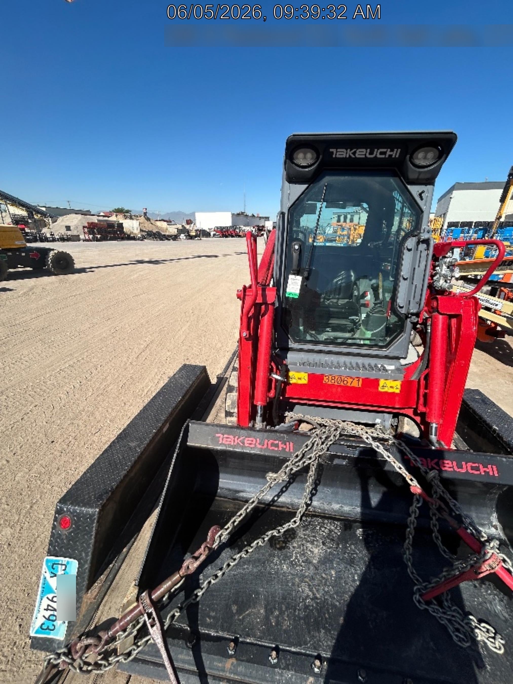 2023 TAKEUCHI TL6CR