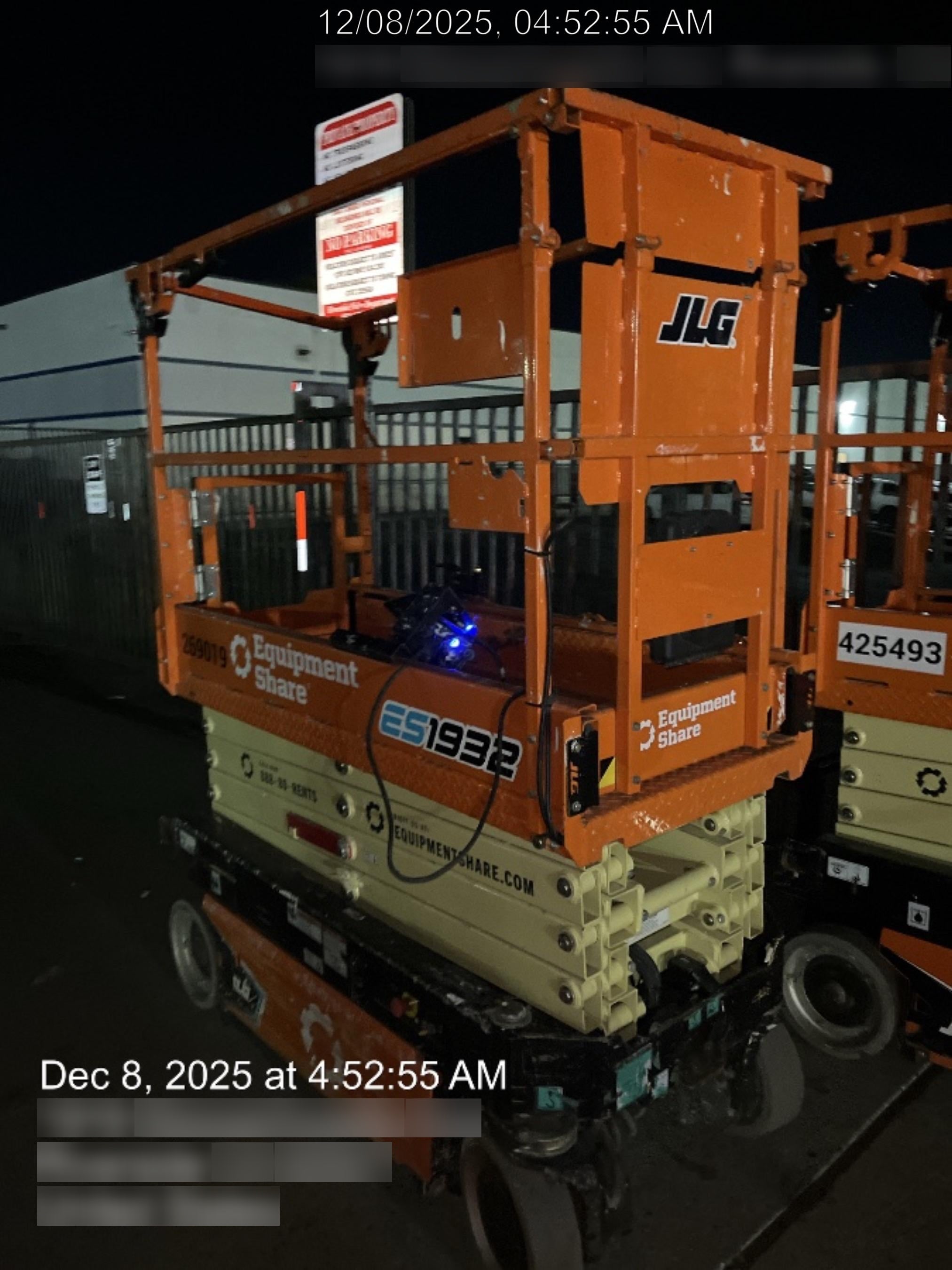 2022 JLG ES1932