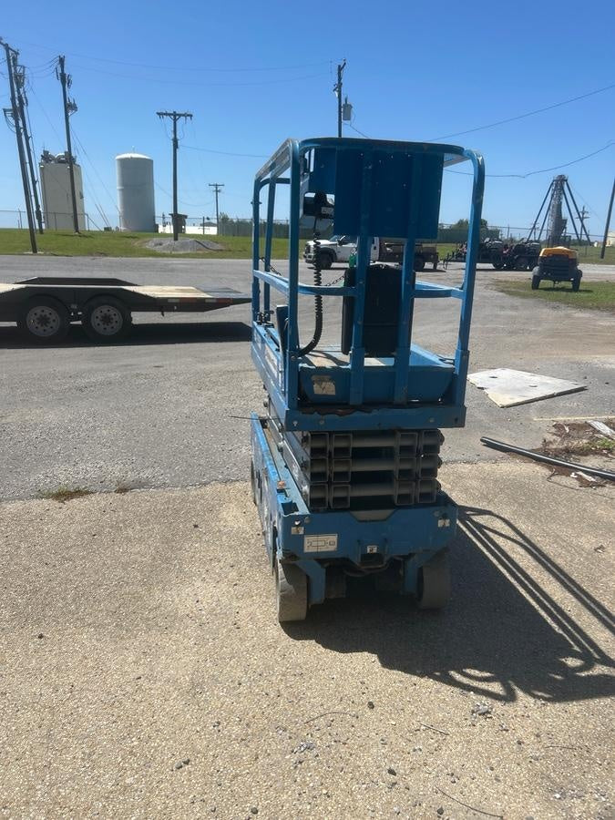 2019 Genie GS-1930 Fixed Rails with Chain Entry