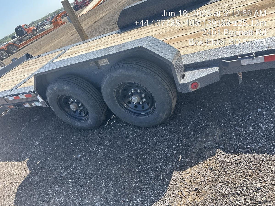 2024 IRONBULL 22' Tiltbed