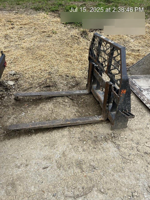 2022 PALADIN 48" Pallet Forks - Paladin