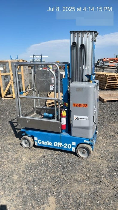 2021 GENIE GR-20