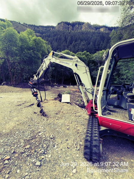 2023 TAKEUCHI TB235-2CR