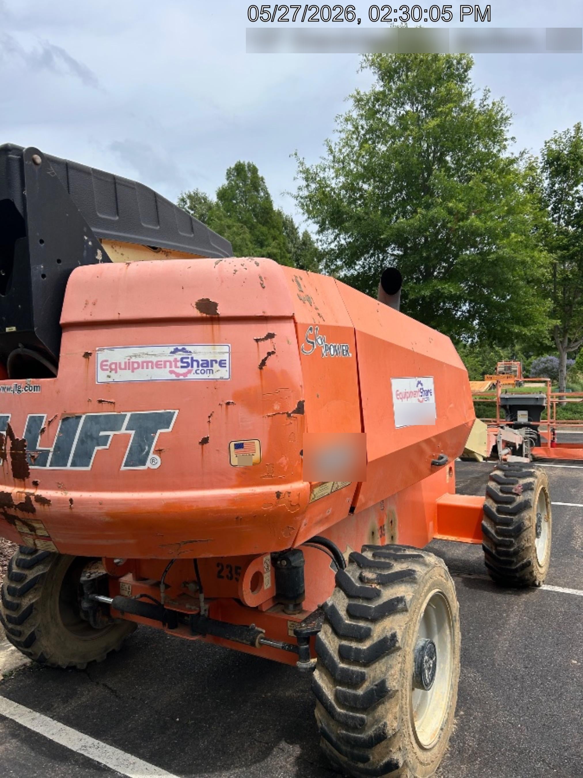 2017 JLG 660SJ