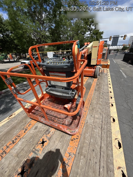 2023 JLG E300AJP