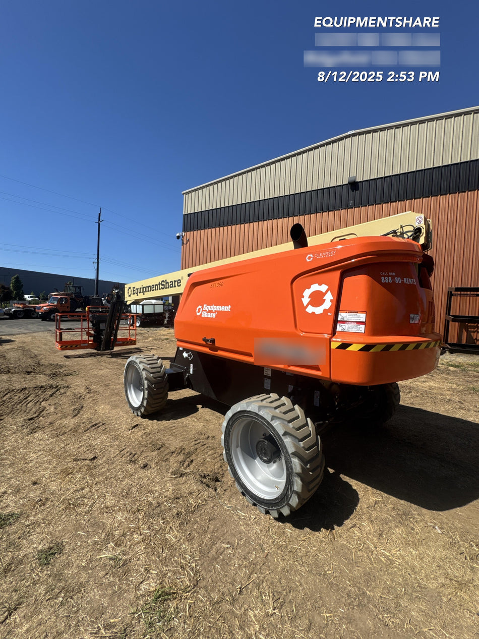 2025 JLG 660SJ