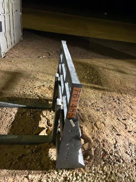 2026 ARROW MATERIAL HANDLING 72" Pallet Forks - Arrow
