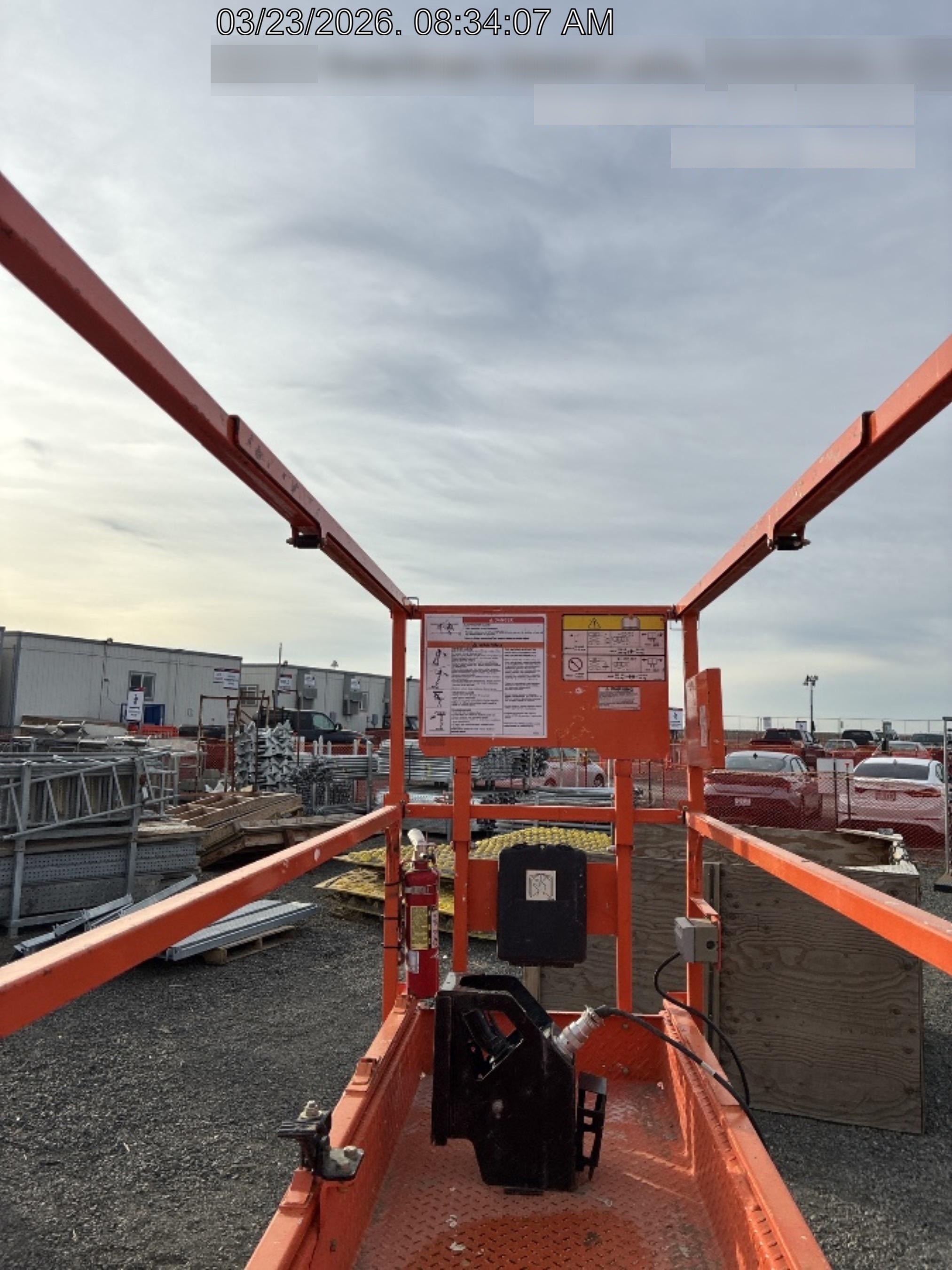 2022 JLG ES2632