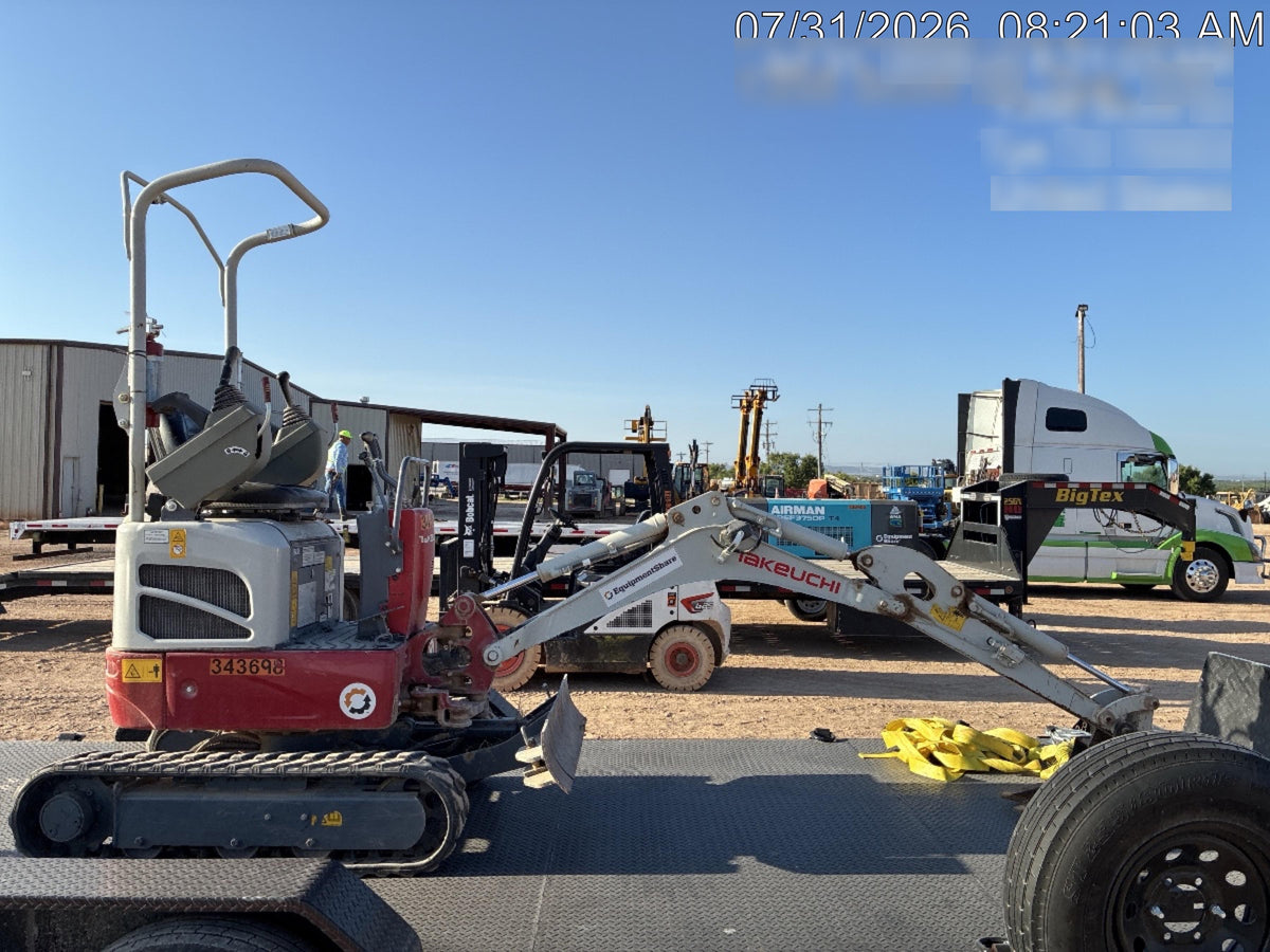 2023 TAKEUCHI TB210R