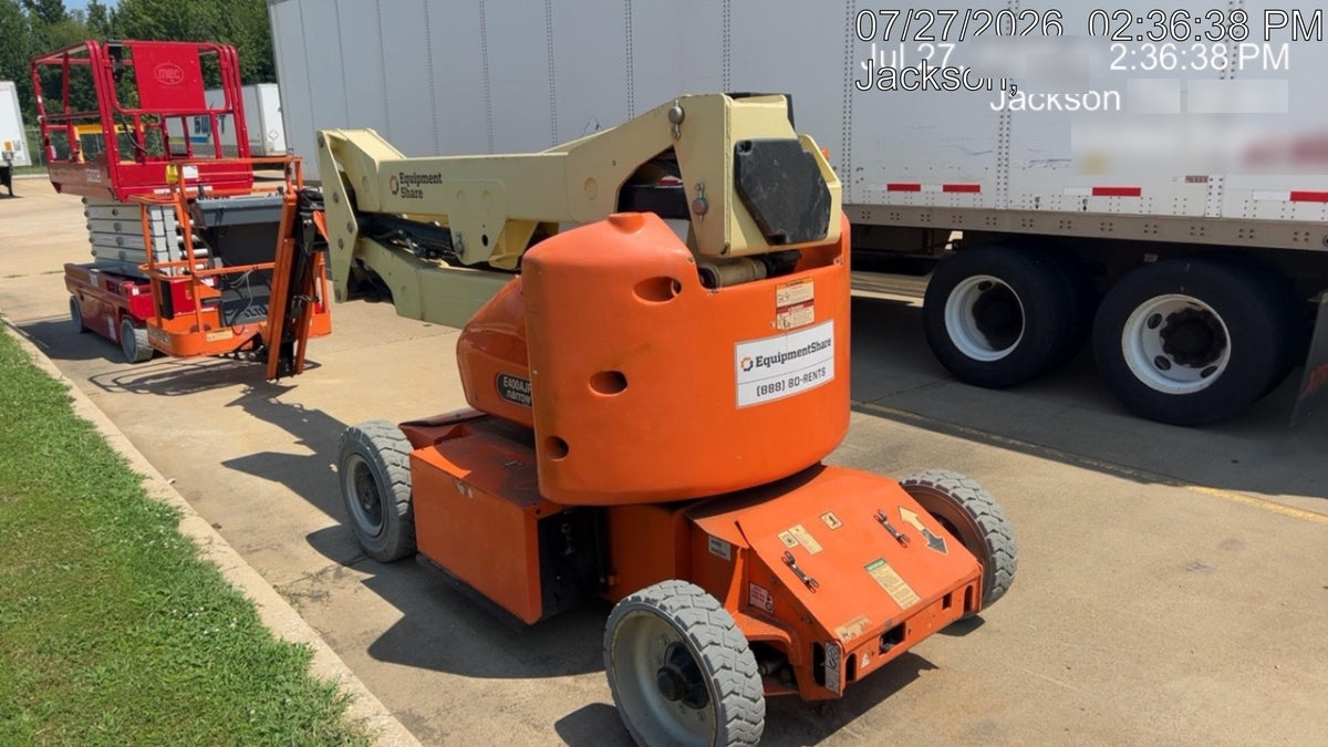 2020 JLG E400AJPN