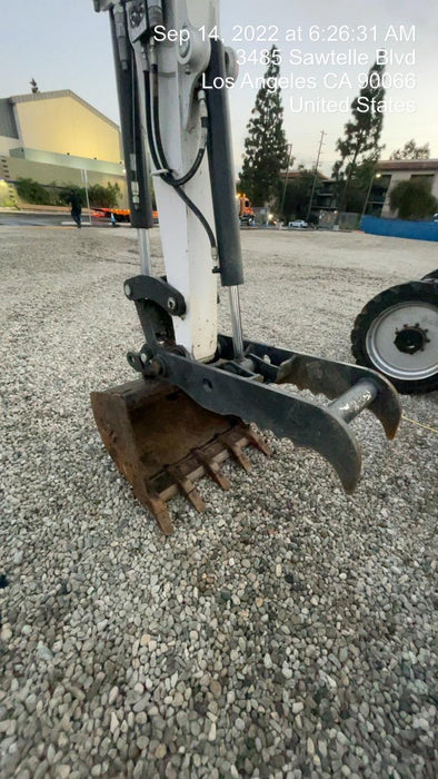 2021 DOOSAN 30" Bucket - Doosan