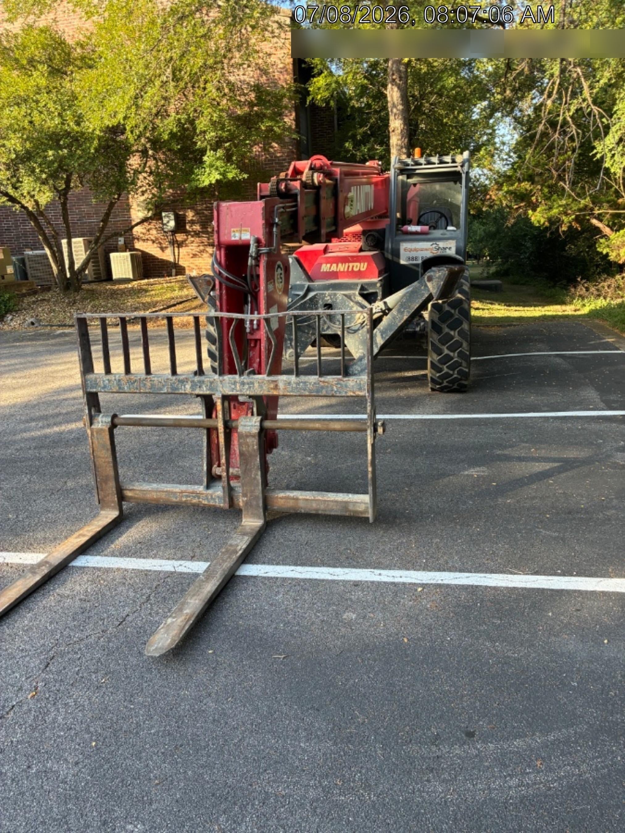 2018 Manitou MTA10055 MTA10055 - 74 HP T4, Canopy, Worklights/Strobe, Beacon, 66" Carriage, 60" Forks, Solid Tires, Lift Hook, Aux Hydraulics
