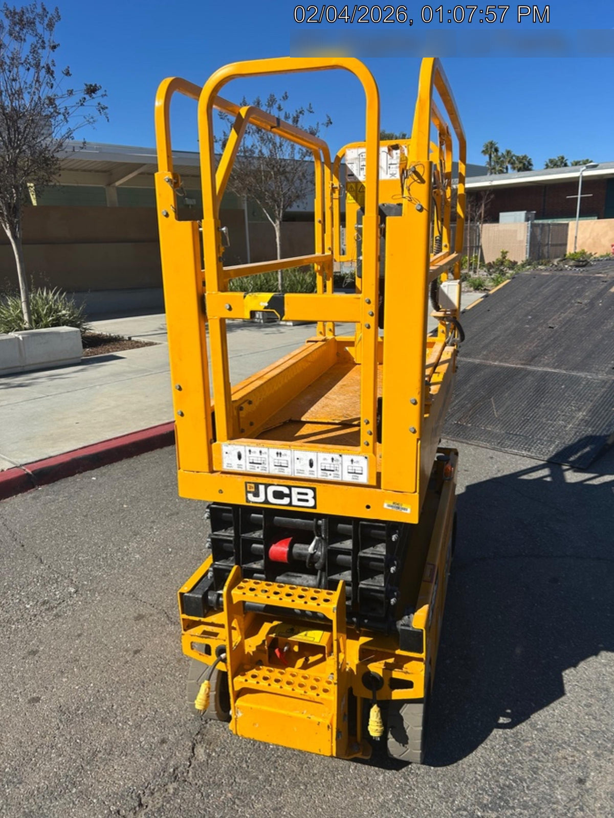 2024 JCB S1932E