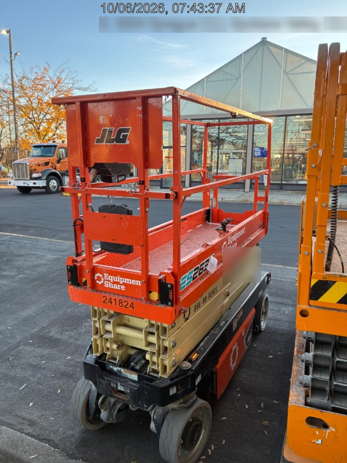 2022 JLG ES2632