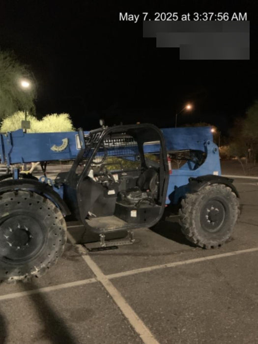 2018 Genie GTH-636 Genie GTH-636 w/Open ROPS, Work Lights, Solid Tires, RH Cab Mesh, Beacon, 48" Carriage and Forks