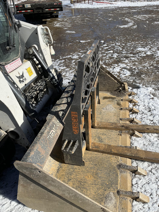 2021 PALADIN 48" Pallet Forks - Paladin