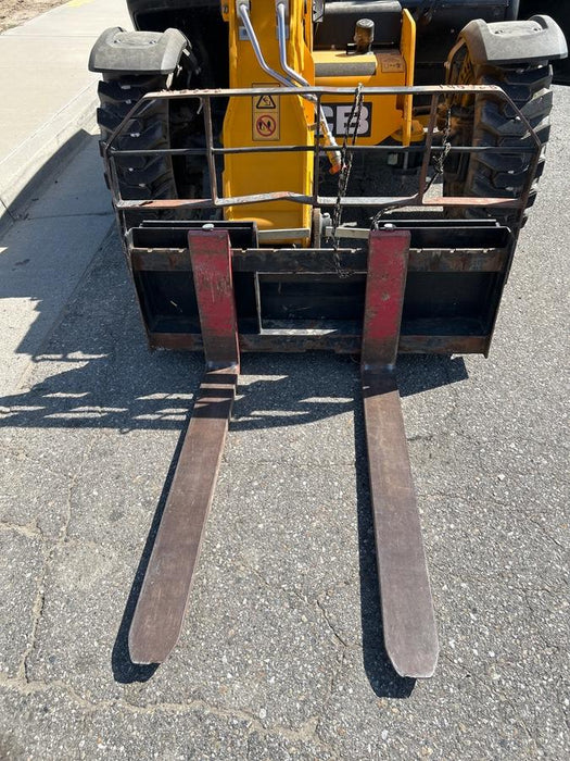 2021 PALADIN 48" Pallet Forks - Paladin