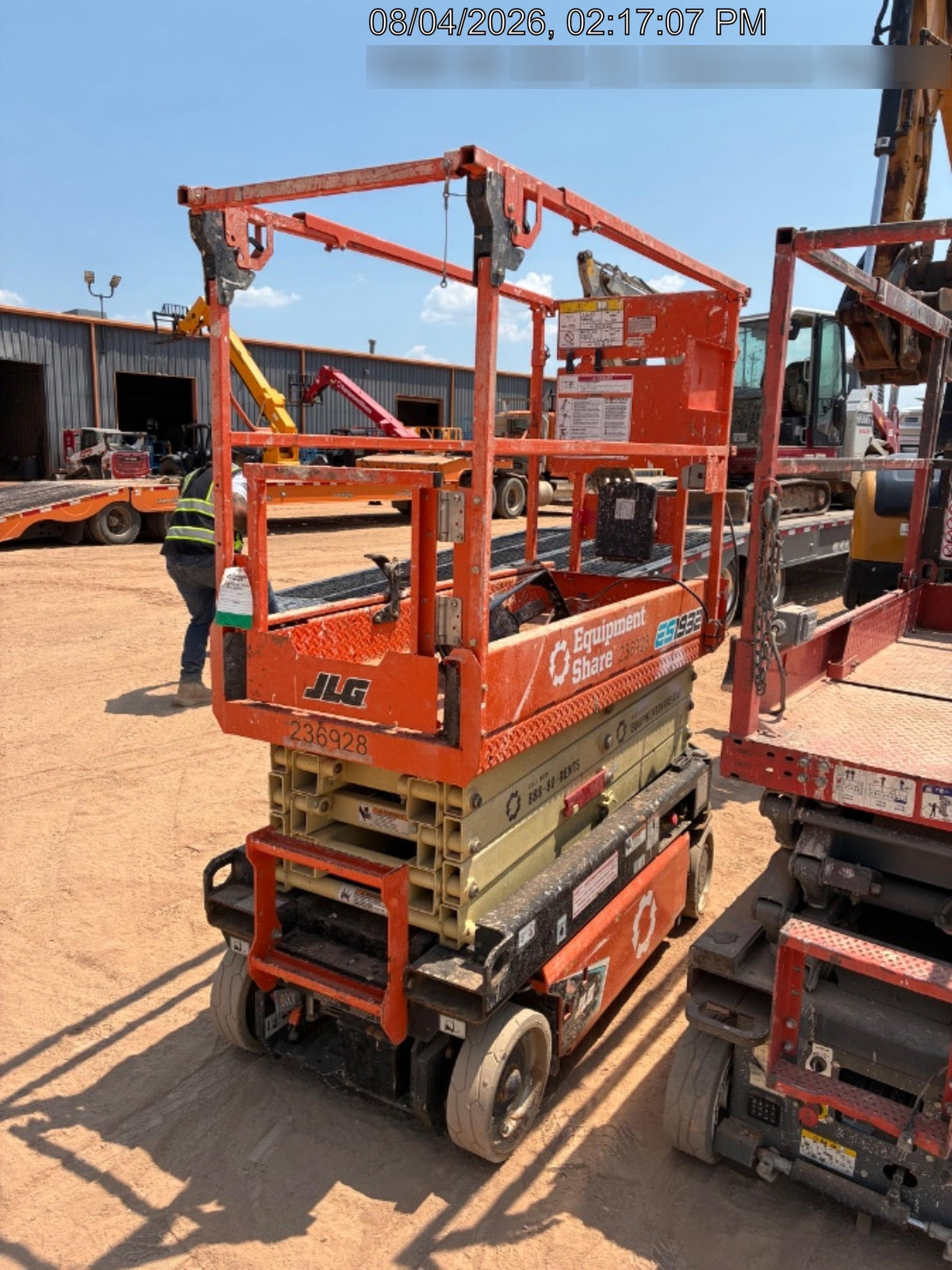 2022 JLG ES1932