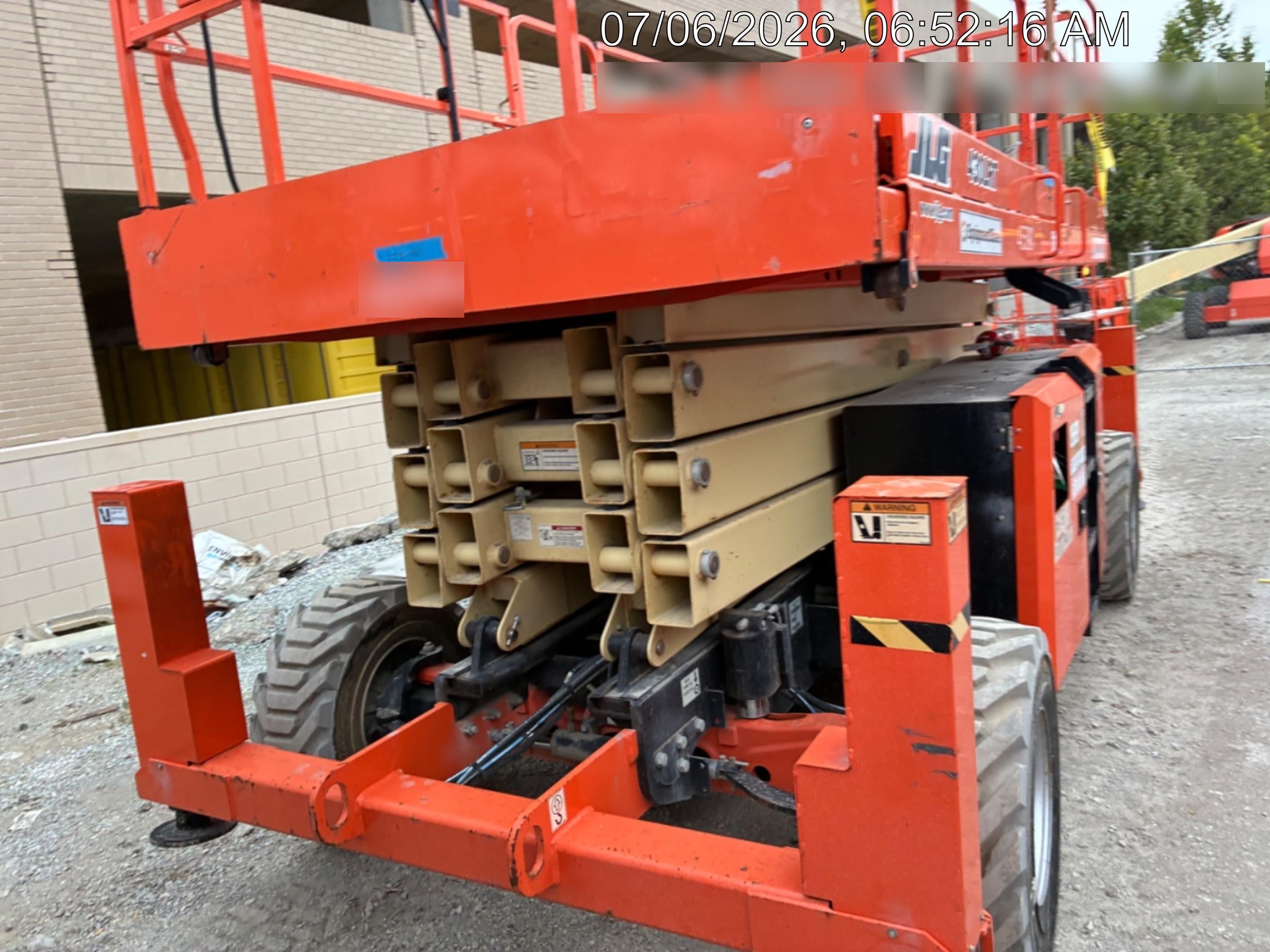 2019 JLG 430LRT