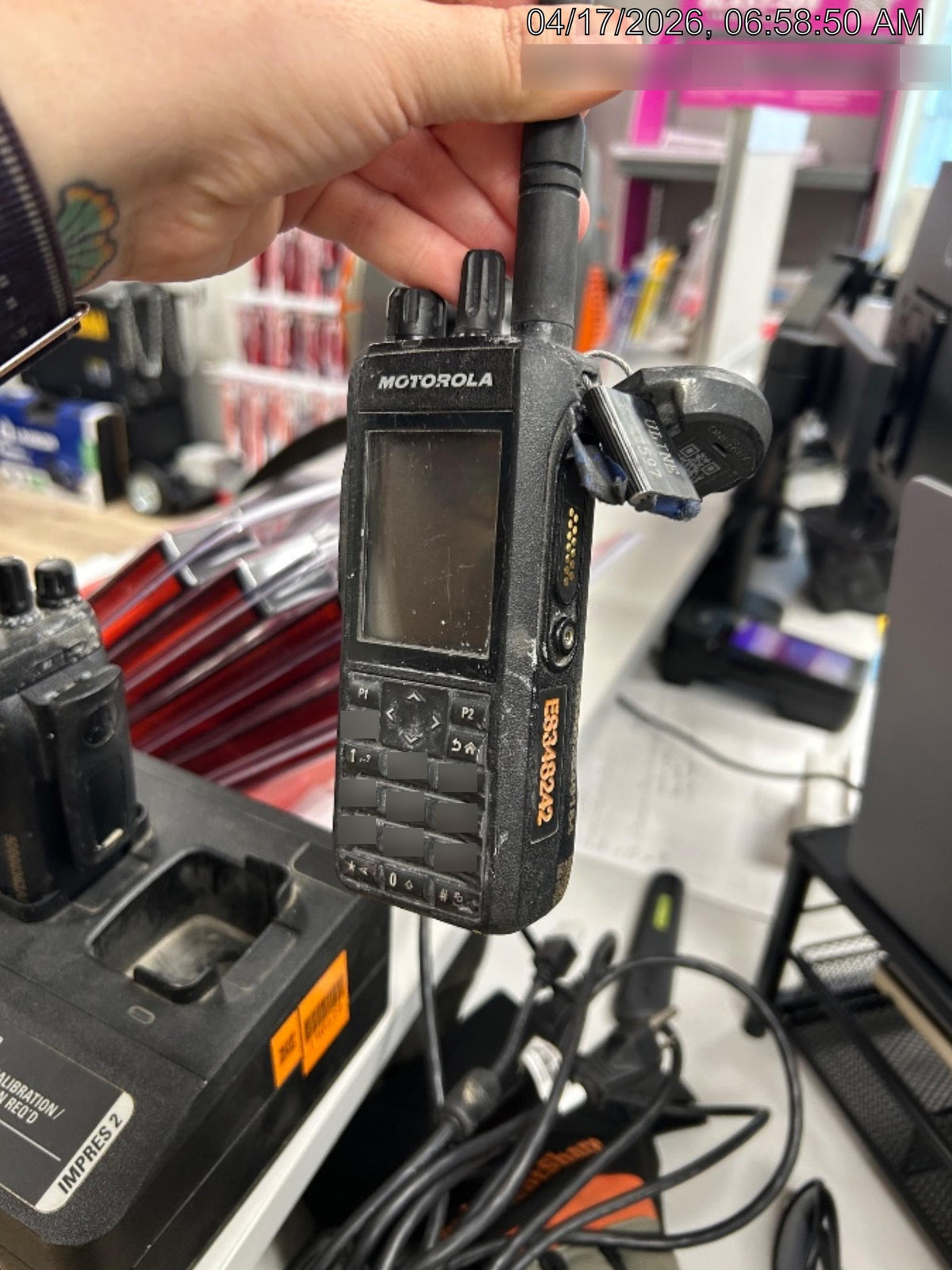 2023 MOTOROLA R7 DISPLAY