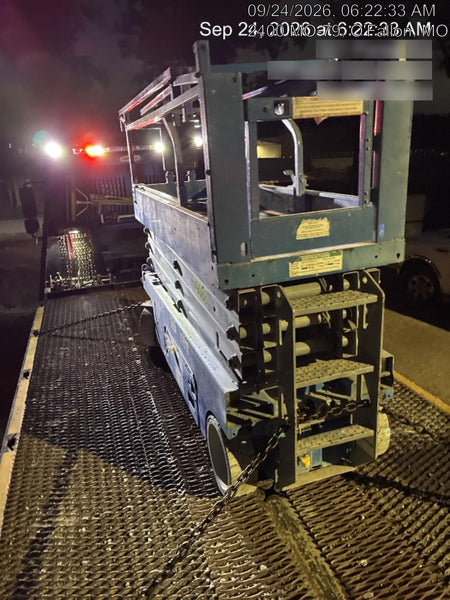 2019 Genie GS-2632 Folding rails with half height swing gate