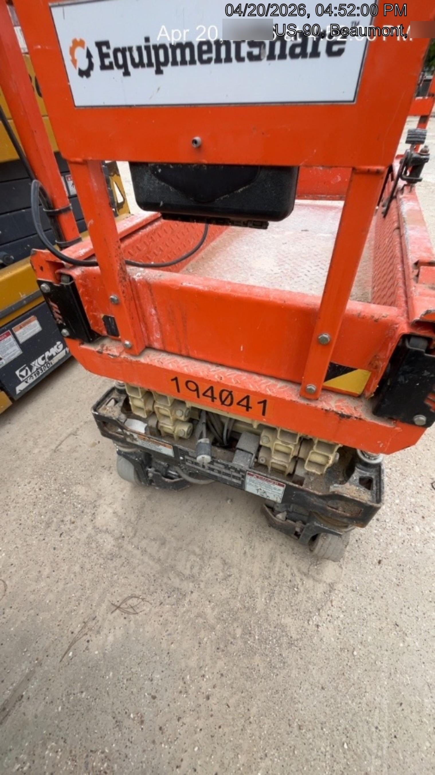 2021 JLG ES1330L