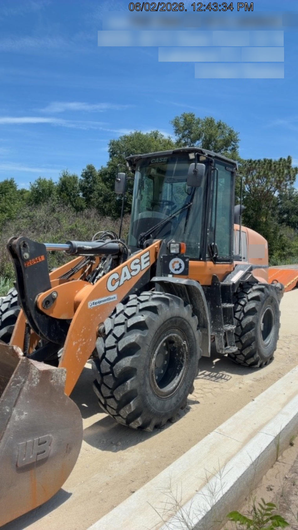 2022 CASE 621G