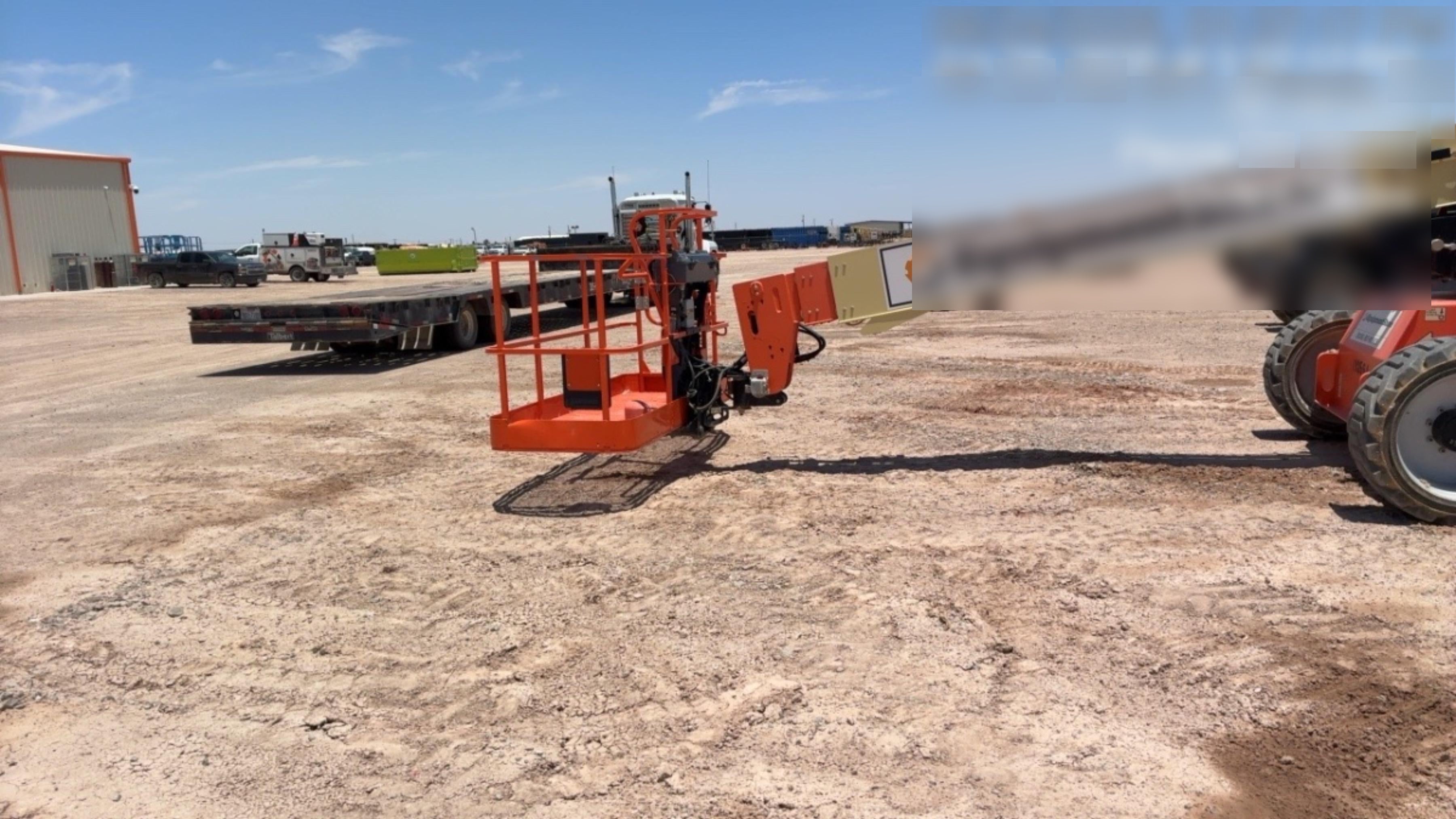 2021 JLG 600S