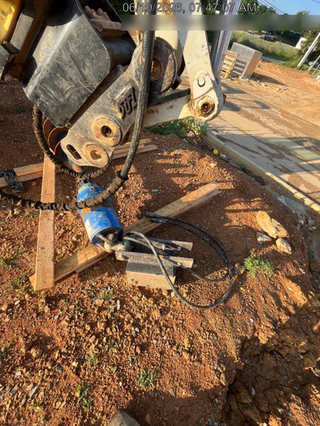 2023 AUGER TORQUE 3300-30