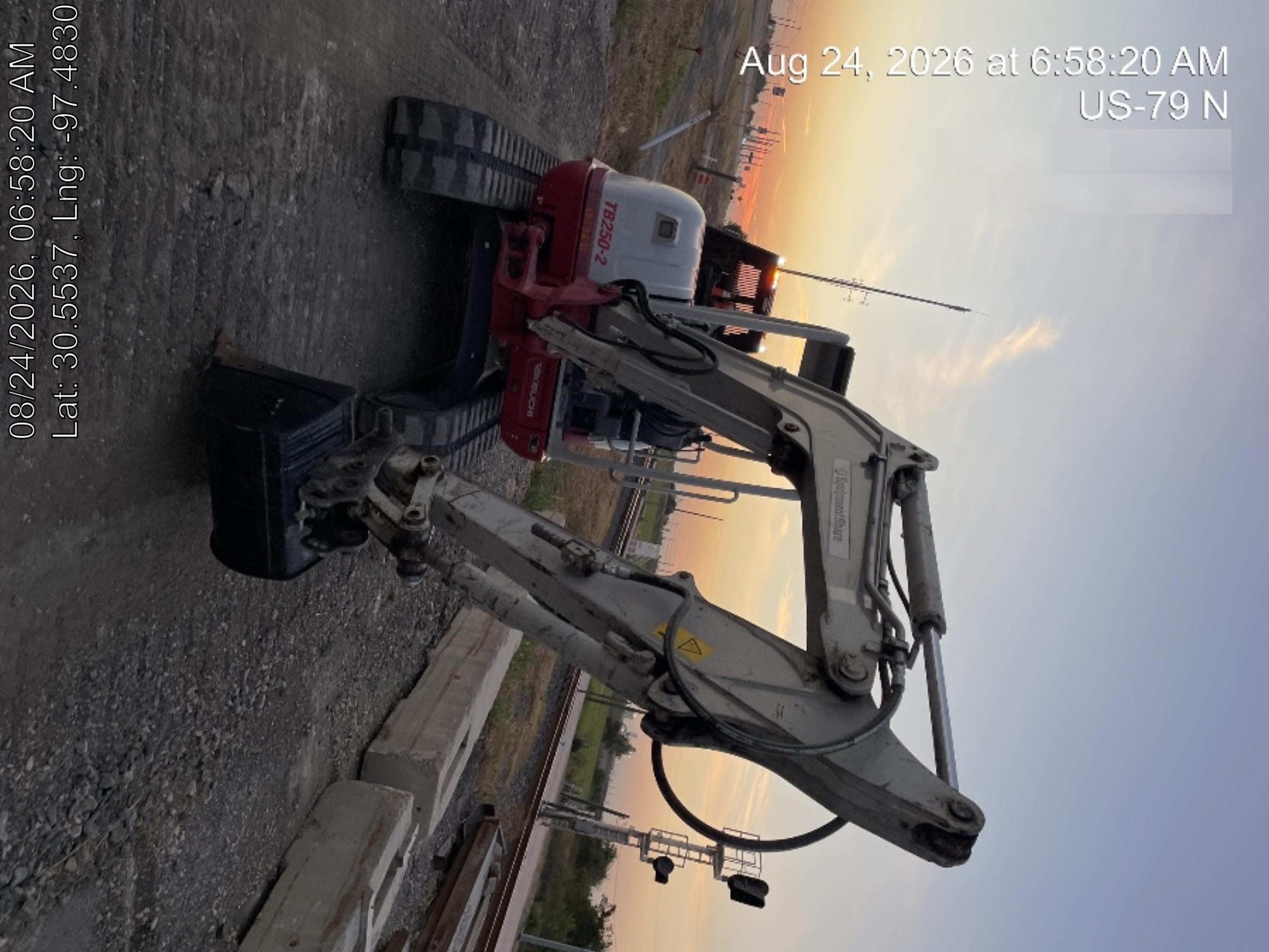 2021 TAKEUCHI TB250-2
