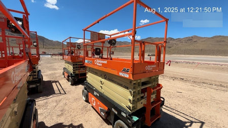 2022 JLG ES3246