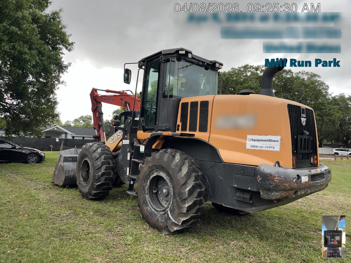 2022 CASE 621G
