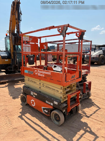 2022 JLG ES1932