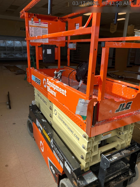2024 JLG ES1932