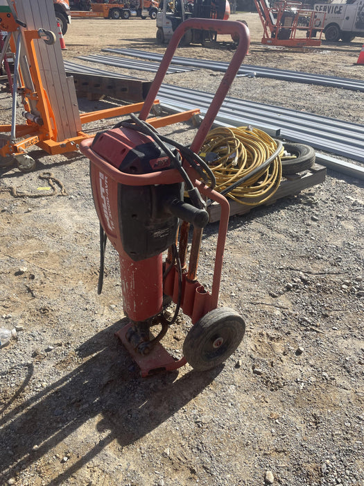 2020 HILTI TE 3000-AVR